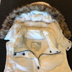 Women’s Down Vest